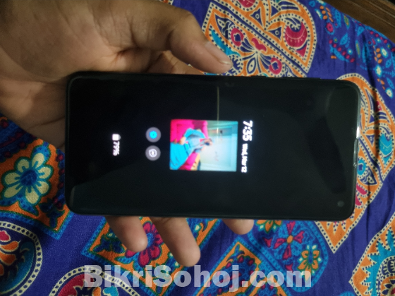 Samsung s10 e